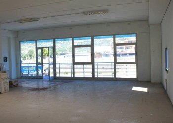 Interno non residenziale - Ufficio strada Regionale Formia-Cassino, Spigno Saturnia - foto 2