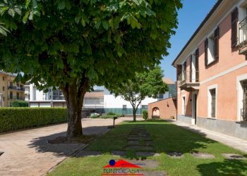 Giardino - Villa via San Giacomo, 1, Busca - foto 4