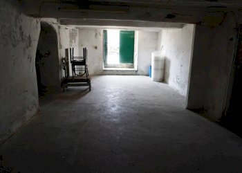 Magazzino - Warehouse via 5 Maggio, 39r, Genova (neighborhood Quarto) - photo 4