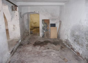 Magazzino - Warehouse via 5 Maggio, 39r, Genova (neighborhood Quarto) - photo 6