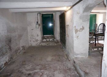 Magazzino - Warehouse via 5 Maggio, 39r, Genova (neighborhood Quarto) - photo 9