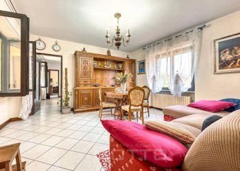 Salone - Casa indipendente vicolo Ardito 9, Gattinara - foto 12