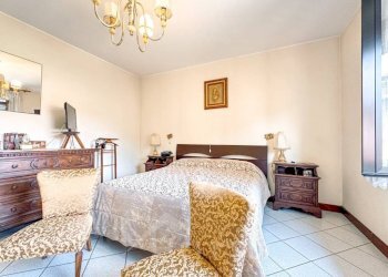 Camera da letto - Casa indipendente vicolo Ardito 9, Gattinara - foto 18
