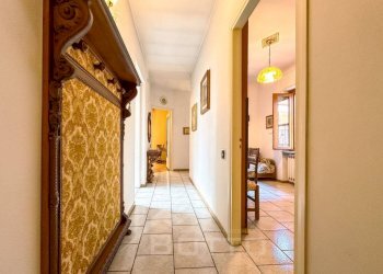 Corridoio - Casa indipendente vicolo Ardito 9, Gattinara - foto 23