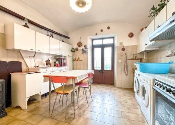 Cucina - Casa indipendente vicolo Ardito 9, Gattinara - foto 35