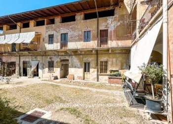 Cortile interno - Monolocale via Gioberti, 30, Gattinara - foto 16