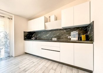 Cucina - Casa indipendente via Fiume n 17, Grignasco - foto 4