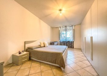 Camera da letto - Casa indipendente via Fiume n 17, Grignasco - foto 9