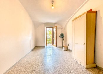 Cucina - Casa indipendente via Fiume n 17, Grignasco - foto 16