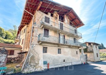 Facciata - Villa a Schiera Località Pianaccia - via Negri, 6, Grignasco - foto 15