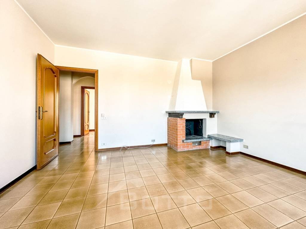 Salone - Trilocale via 4 novembre, 10/A, Grignasco - foto 2