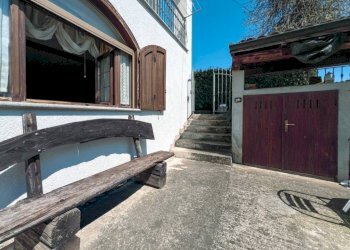 Piscina - Villa FRAZIONE MOLINO 2, Guardabosone - foto 3