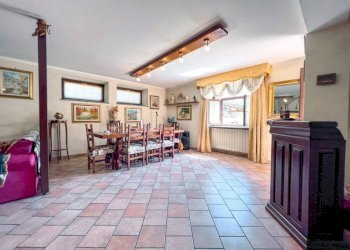 Salone - Villa FRAZIONE MOLINO 2, Guardabosone - foto 13