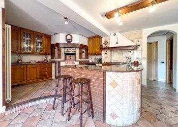 Cucina - Villa FRAZIONE MOLINO 2, Guardabosone - foto 14