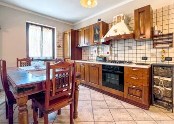Cucina - Villa FRAZIONE MOLINO 2, Guardabosone - foto 28