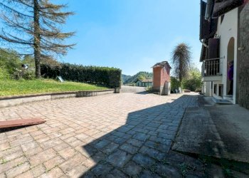 Cortile interno - Villa FRAZIONE MOLINO 2, Guardabosone - foto 38