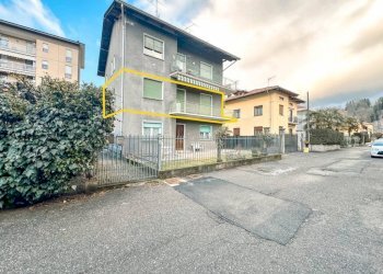 Zona - Trilocale via DON CARLO CERRI 16, Borgosesia - foto 1