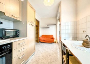 Cucina - Trilocale via DON CARLO CERRI 16, Borgosesia - foto 4