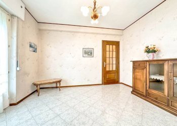 Stanza non arredata - Trilocale via DON CARLO CERRI 16, Borgosesia - foto 5