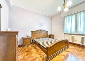 Camera da letto - Trilocale via DON CARLO CERRI 16, Borgosesia - foto 10