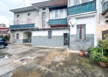 Facciata - Bilocale piazza garibaldi n 17, Grignasco - foto 15