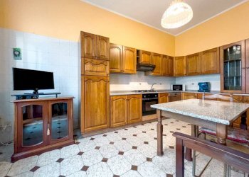 Cucina - Bilocale piazza garibaldi n 17, Grignasco - foto 1