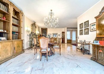 Salone - Appartamento corso Giuseppe Garibaldi 21, Gattinara - foto 1