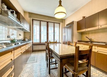 Cucina - Appartamento corso Giuseppe Garibaldi 21, Gattinara - foto 6