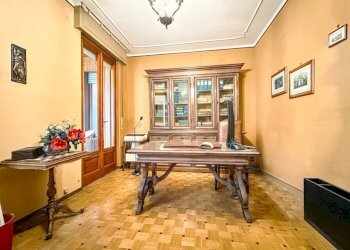 Stanza arredata - Appartamento corso Giuseppe Garibaldi 21, Gattinara - foto 11