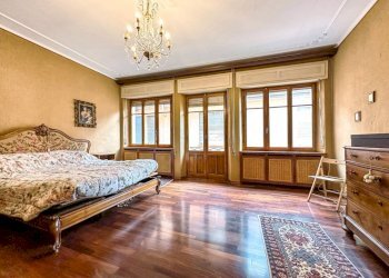 Camera da letto - Appartamento corso Giuseppe Garibaldi 21, Gattinara - foto 12