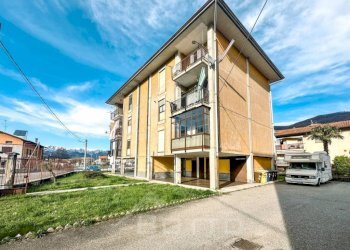 Facciata - Trilocale via Professor Sella 1, Quarona - foto 10