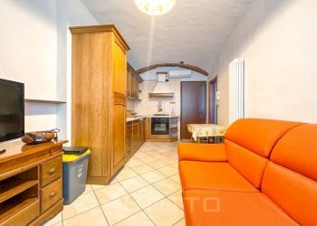 Salone - Bilocale via Francesco Mattai, 6/E, Gattinara - foto 2