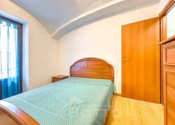 Camera da letto - Bilocale via Francesco Mattai, 6/E, Gattinara - foto 3