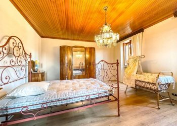 Camera da letto - Casa indipendente Frazione Crabia 20, Cellio con Breia - foto 14