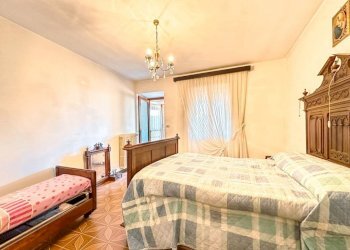 Camera da letto - Casa indipendente Frazione Crabia 20, Cellio con Breia - foto 15
