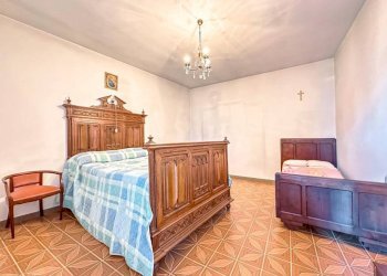 Camera da letto - Casa indipendente Frazione Crabia 20, Cellio con Breia - foto 16
