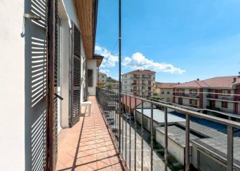 Balcone - Trilocale via Rosa Massara, 19, Grignasco - foto 8