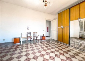 Camera da letto - Trilocale via Rosa Massara, 19, Grignasco - foto 16