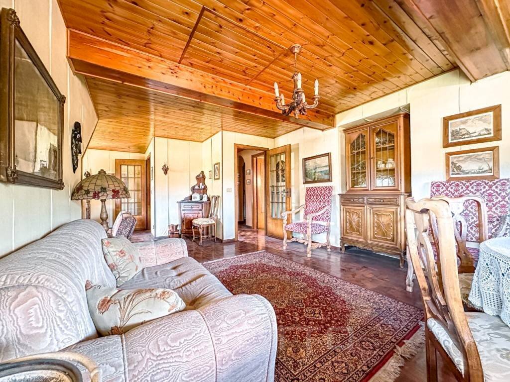 Salone - Four-room apartment viale Rimembranze 7, Borgosesia - photo 1