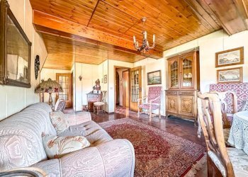 Salone - Quadrilocale viale Rimembranze 7, Borgosesia - foto 1