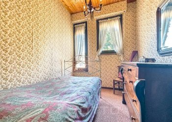 Camera da letto - Quadrilocale viale Rimembranze 7, Borgosesia - foto 10