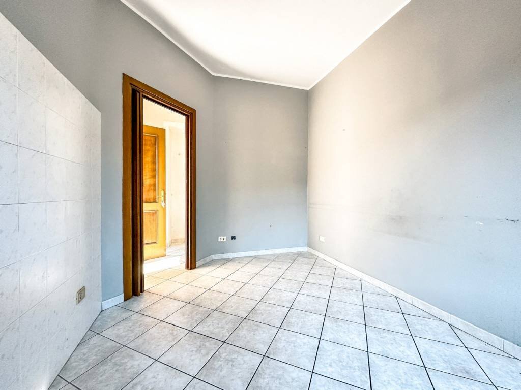 Stanza non arredata - Stable - Palace via Dante Alighieri 4, Cavallirio - photo 3