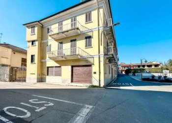 Zona - Stabile - Palazzo via Dante Alighieri 4, Cavallirio - foto 1