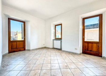 Stanza non arredata - Stabile - Palazzo via Dante Alighieri 4, Cavallirio - foto 2