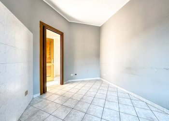 Stanza non arredata - Stabile - Palazzo via Dante Alighieri 4, Cavallirio - foto 3