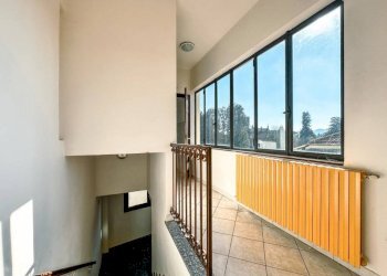 Interno palazzo - Stabile - Palazzo via Dante Alighieri 4, Cavallirio - foto 12