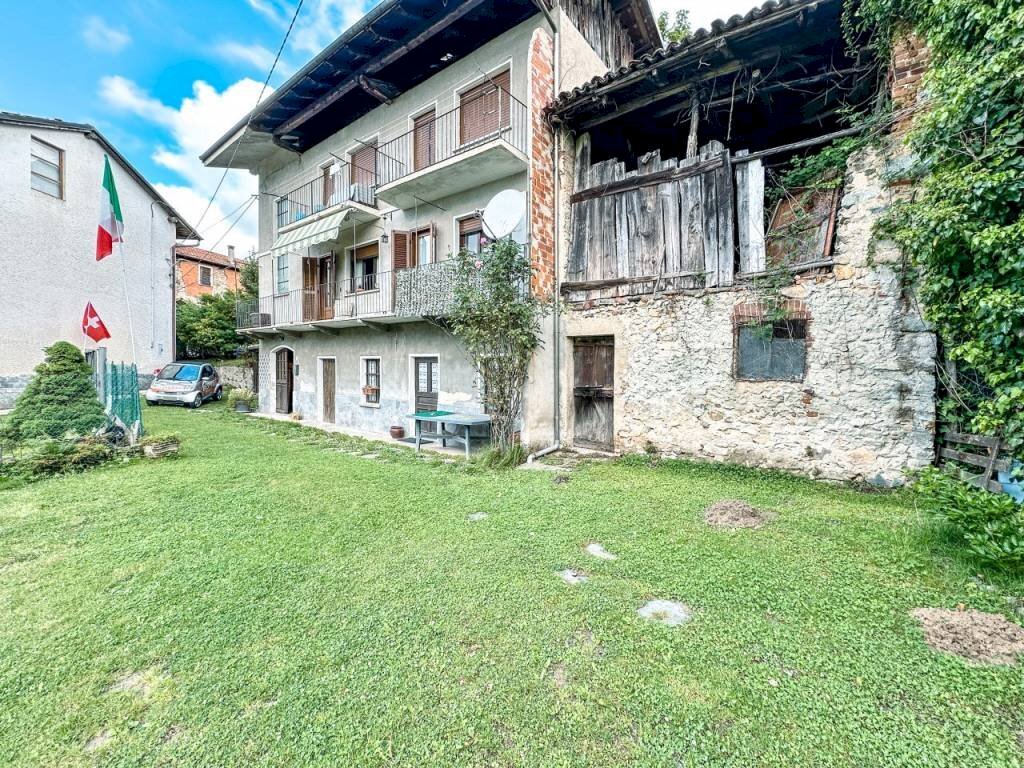 Giardino - Casa indipendente FRAZIONE UCCELLI, Caprile - foto 1