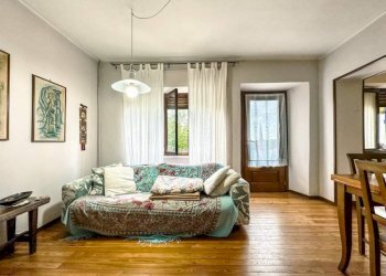 Salone - Casa indipendente FRAZIONE UCCELLI, Caprile - foto 3