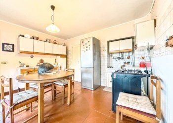 Cucina - Casa indipendente FRAZIONE UCCELLI, Caprile - foto 4