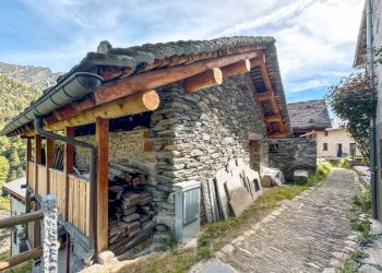 Facciata - Bilocale Frazione San Gottardo 2/3, Rimella - foto 4